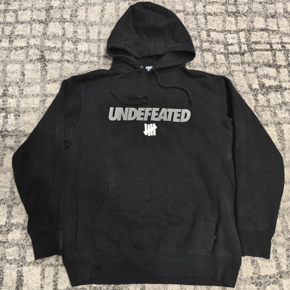 Undefeated 5 Strike Heavy Fleece Hoodie Mens Large Black Spellout Pullover